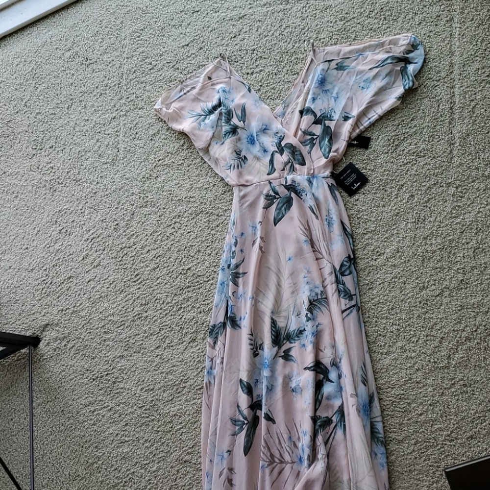 Lulus maxi floral dress